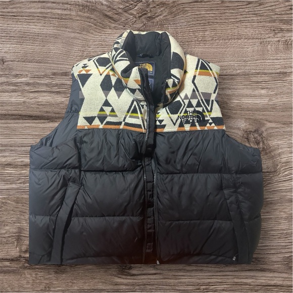 The North Face x Pendelton Native Puffer Vest XXL - Picture 2 of 4
